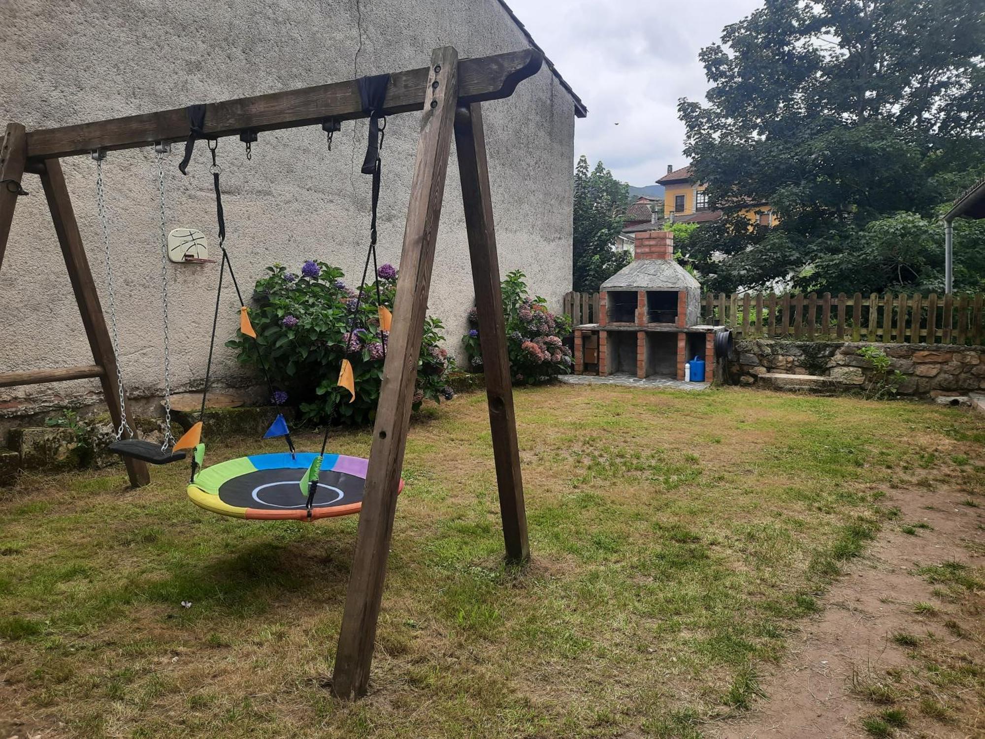 Apartamentos Rurales La Candaliega Onís Exteriör bild